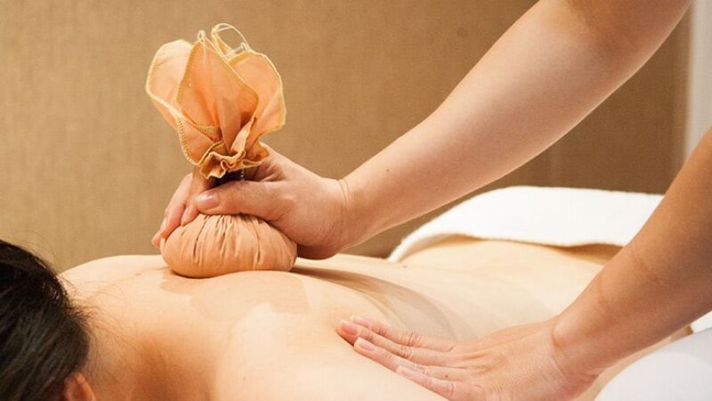 17 mẹo giảm đau lưng tại nhà hiệu quả bạn đã biết chưa?