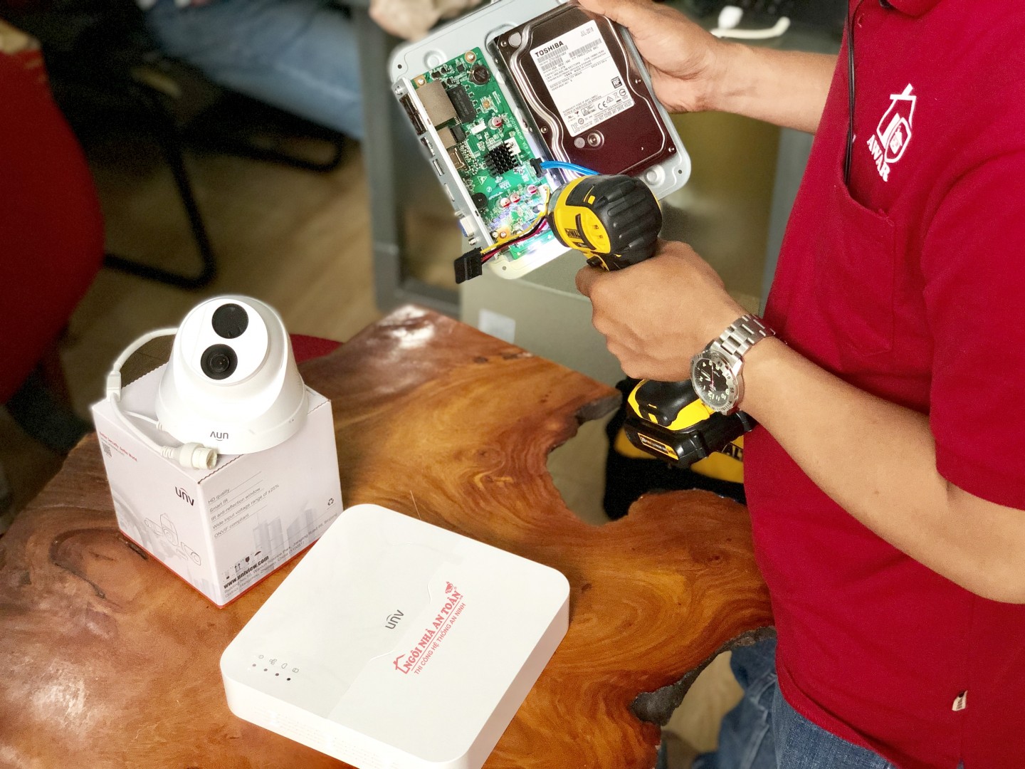 HÌNH ẢNH CAMERA IP XEM QUA ĐIỆN THOẠI