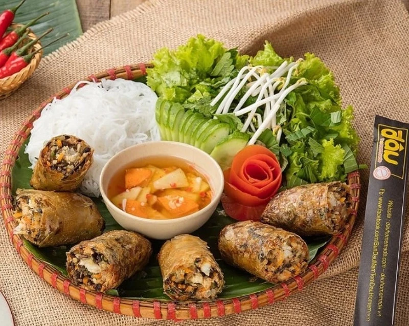 Food tour Hải Phòng: Review 10 món ngon không thể bỏ qua