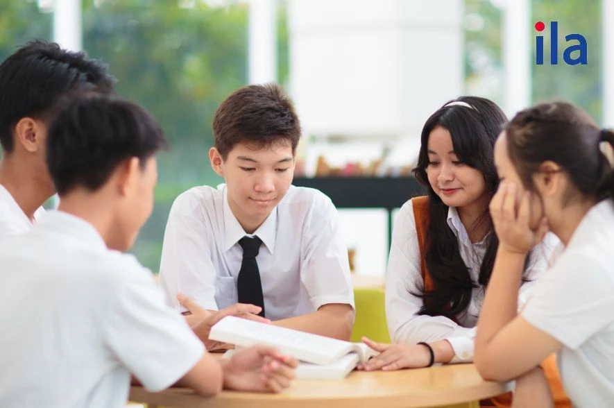 Bài Tập Tiếng Anh Lớp 8: Phân Tích Đầu Sách Global Success