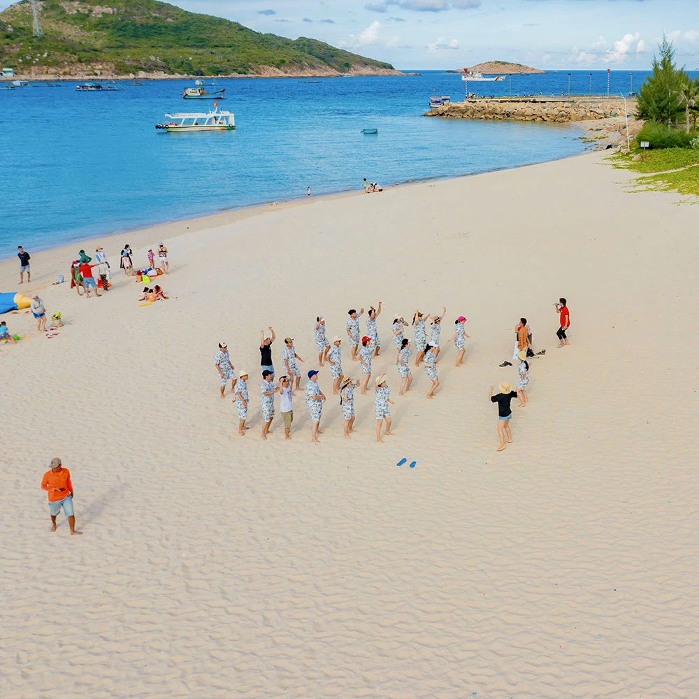 Khám Phá Tour Bình Hưng - Viên Ngọc Giữa Biển Xanh