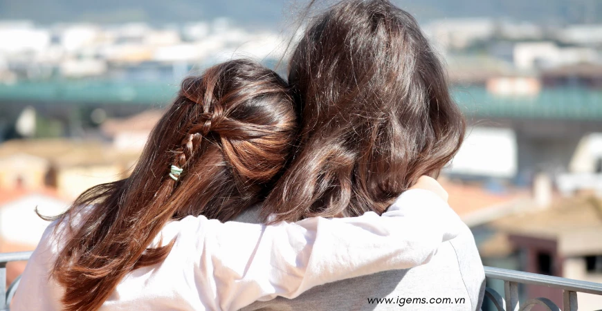 Từ vựng tiếng Anh về tình bạn bạn thân là gì