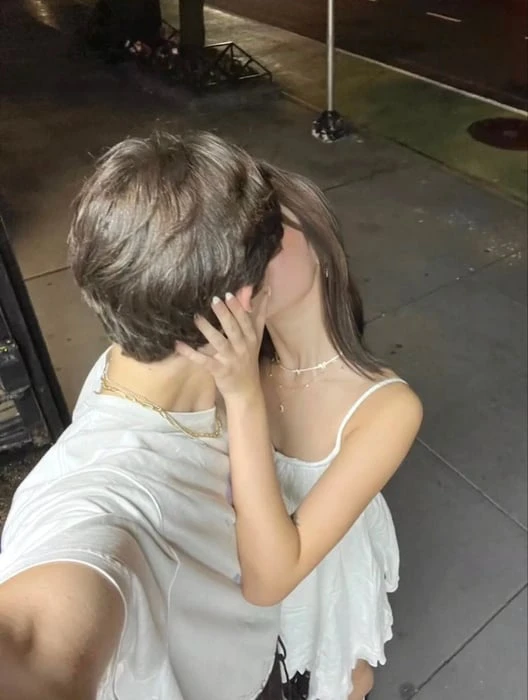 Ảnh người yêu che mặt đẹp