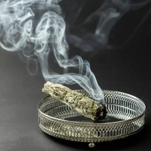 10+ cách đốt vía giải đen thu hút tài lộc kích hoạt may mắn