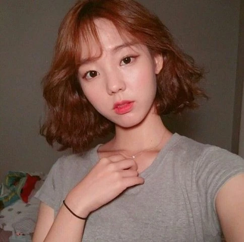 40 kiểu tóc ngắn nữ đẹp, trẻ trung, cá tính hot nhất 2024