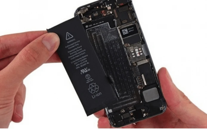 Thay pin iPhone 7 Chính hãng - Sửa chữa uy tín, lấy ngay sau 15 phút