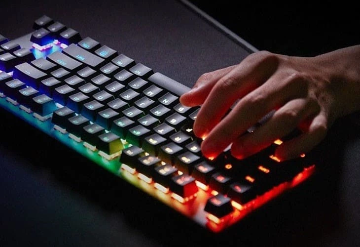 Cách đổi màu bàn phím với đèn LED hiệu quả