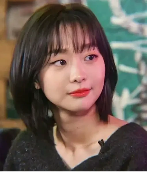 25 Kiểu Tóc Ngắn Cho Mặt Tròn Tuổi 30 Giúp Các Chị Em Trẻ Hơn Tuổi Thật