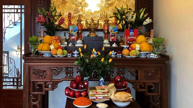 30 Cách trang trí nhà ngày Tết đơn giản, đẹp, ấn tượng nhất