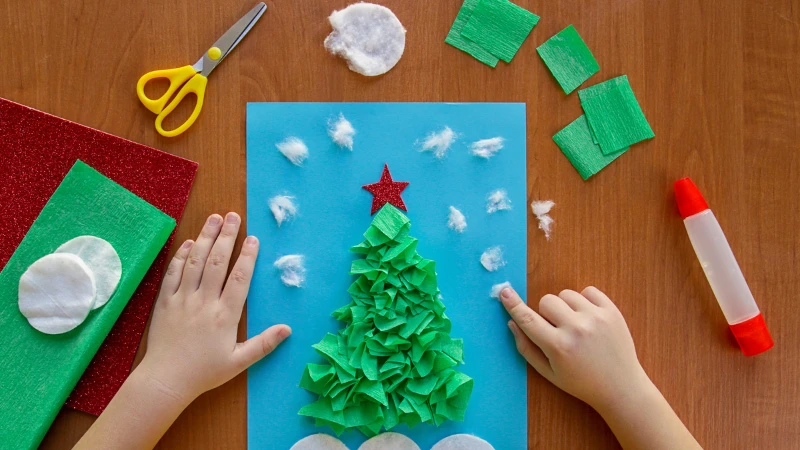 Trang trí thiệp Noel với màu sắc truyền thống