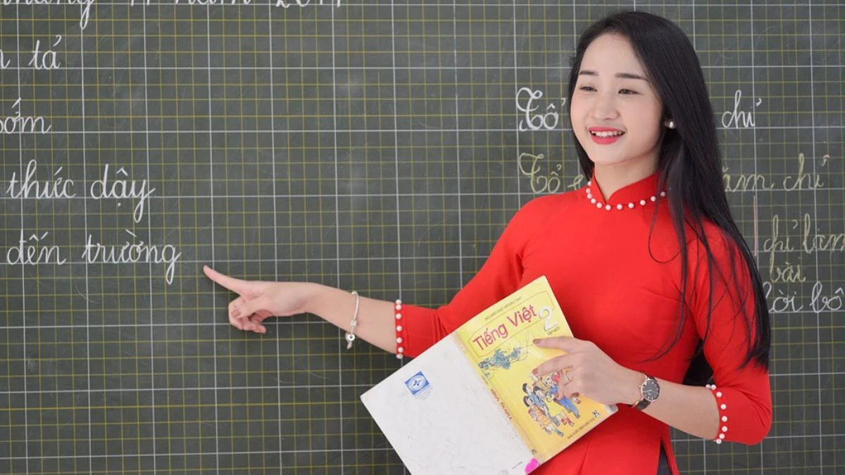 Thơ về thầy cô: Ghi nhớ công ơn người dạy dỗ