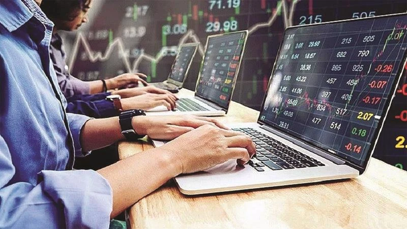 Giao dịch tự doanh trong thị trường chứng khoán hiện đại