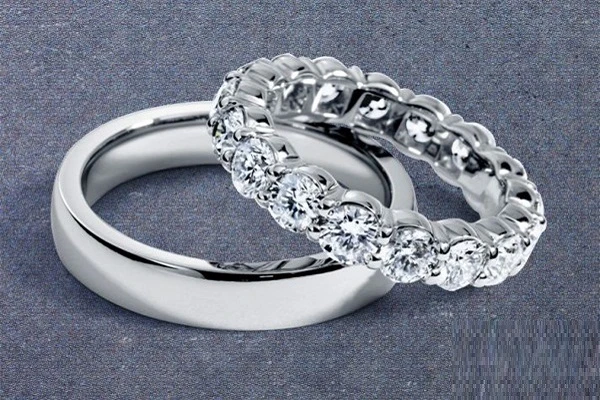 Vàng trắng PNJ bao nhiêu 1 chỉ hiện nay