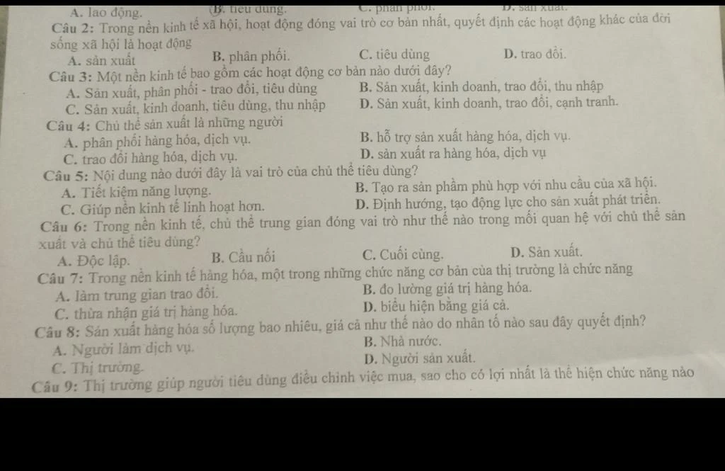 Chức năng trung gian trao đổi hàng hóa trong thị trường