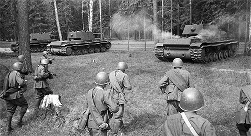 Sau chiến tranh thế giới thứ hai quốc gia nào đề ra chiến lược toàn cầu