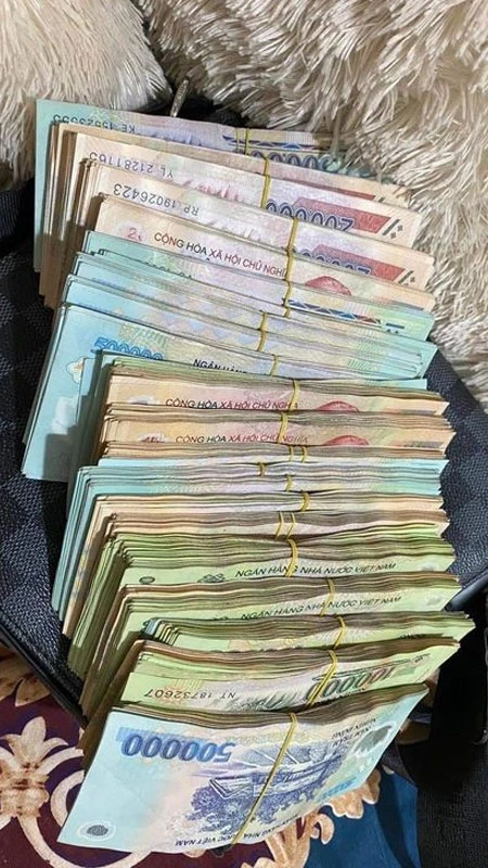 Hình Ảnh Tiền Nhiều: Biểu Tượng Của Thịnh Vượng