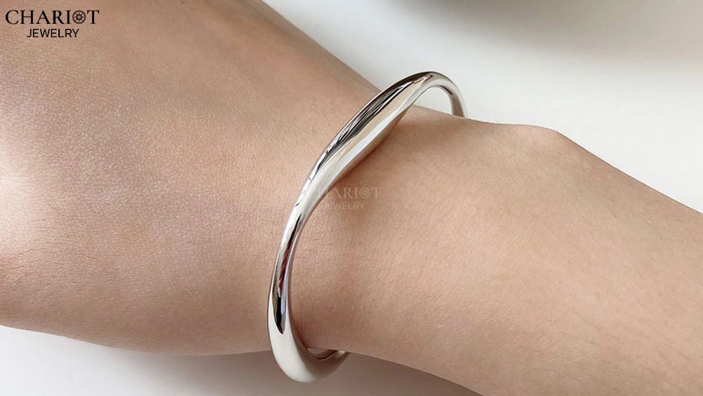 Khám Phá Giá Trị Của Bạc Ta Trong Trang Sức