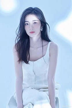 Hành Trình Vạn Bằng Của Ngôi Sao Giải Trí Châu Á