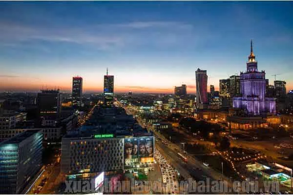 Ba Lan giàu hay nghèo: Hành trình phát triển kinh tế